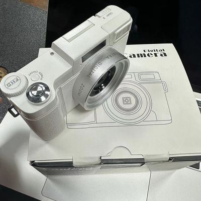 新款CCD相机学生高清美颜可VLOG自拍复古入门级微单旅游照相机4k