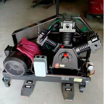 活塞式空压机气泵高压吹瓶激光0.6/1立方30/40公斤/60公斤